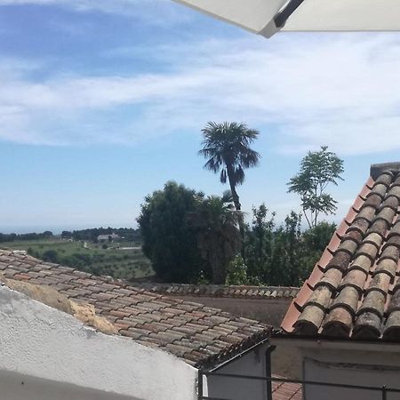 B&B Porta Girone Civitanova Alta Esterno foto